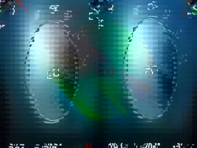 Certified 2022 Ford F150 XLT w/ Equipment Group 302A High image 31