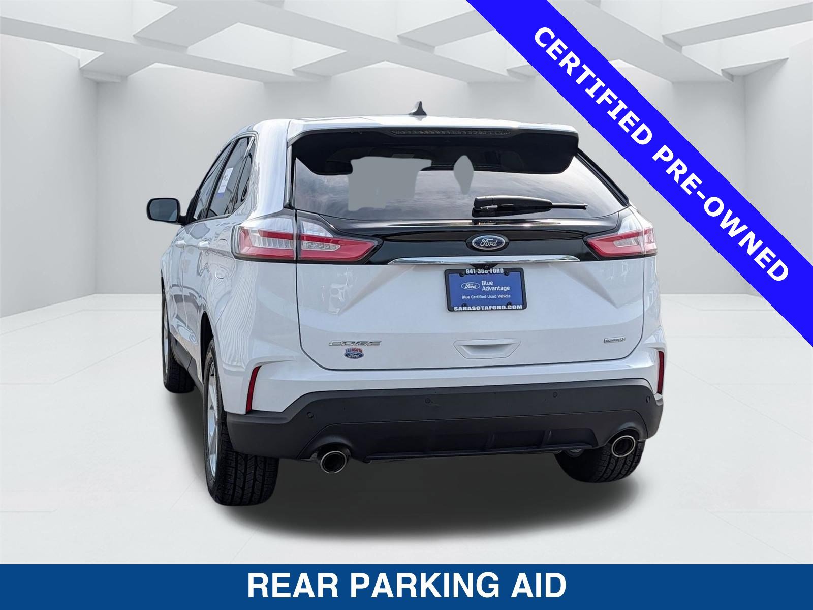 Certified 2020 Ford Edge SE image 6