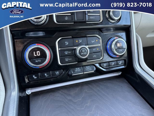 Used 2021 GMC Yukon XL Denali w/ Denali Premium Package image 29