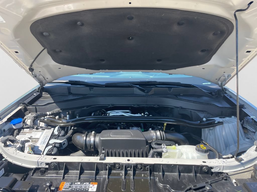 Certified 2025 Ford Explorer ST AWD/4WD image 10