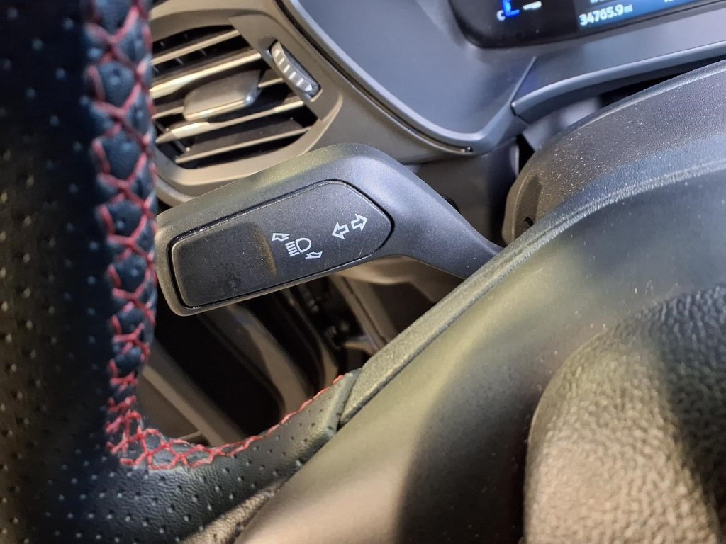 Certified 2025 Ford Escape ST-Line FWD image 12