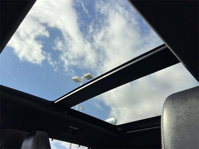 Certified 2020 Ford Explorer ST w/ Premium Technology Package image 24