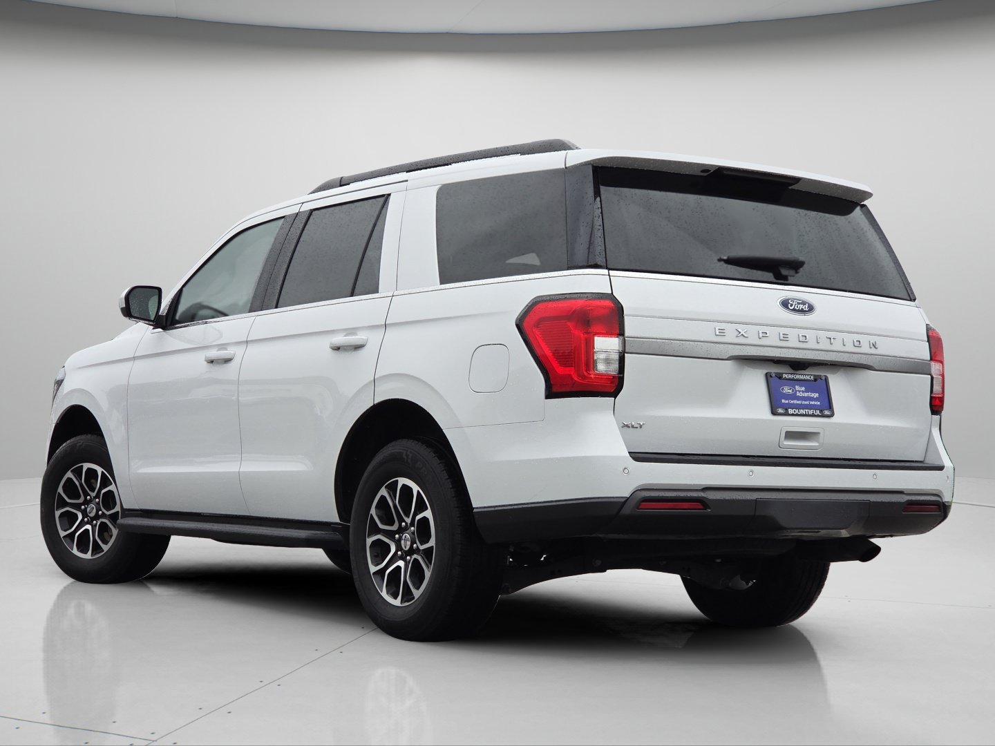 Certified 2024 Ford Expedition XLT AWD/4WD image 19