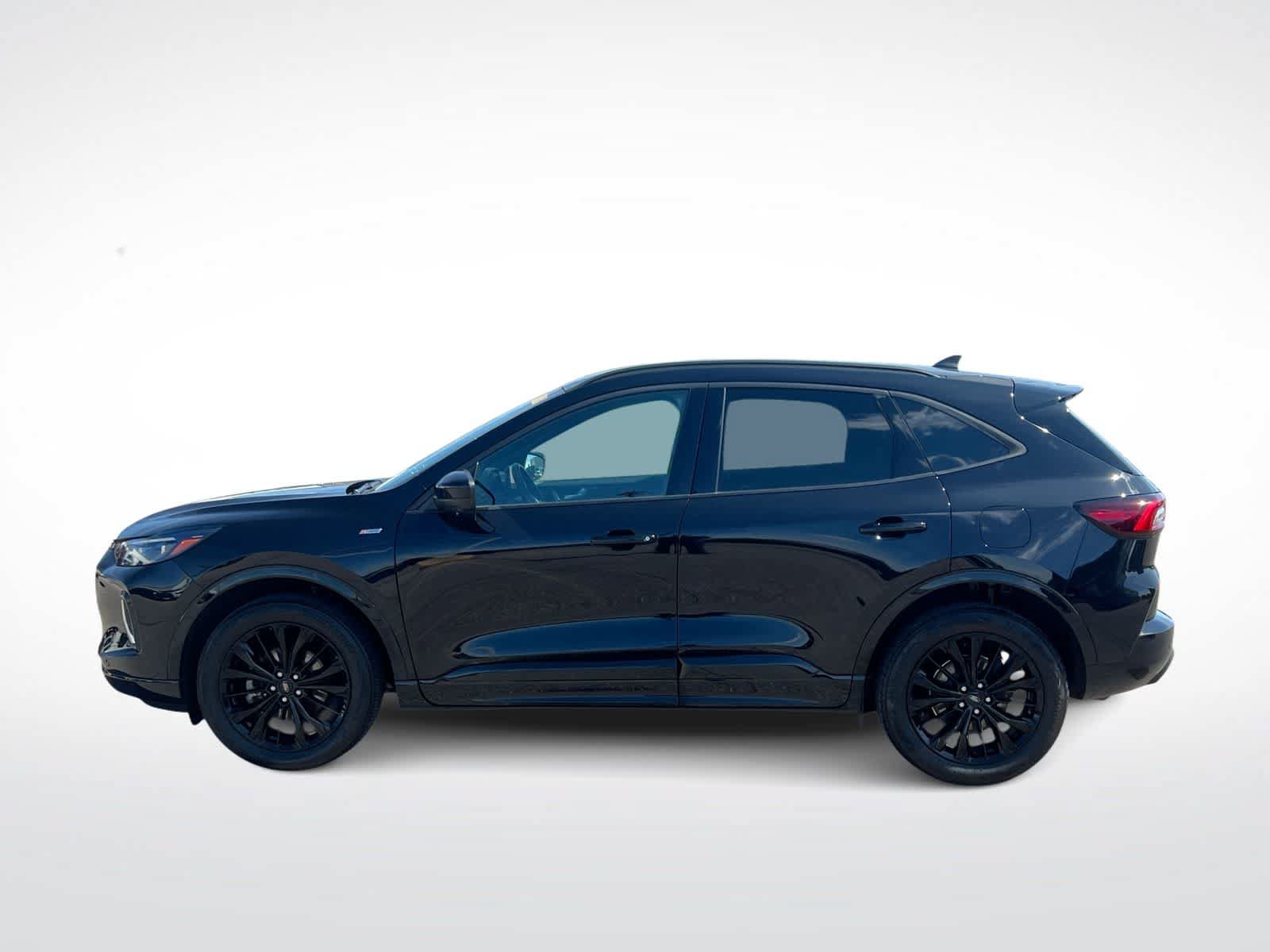 Certified 2023 Ford Escape ST-Line Elite AWD/4WD image 5