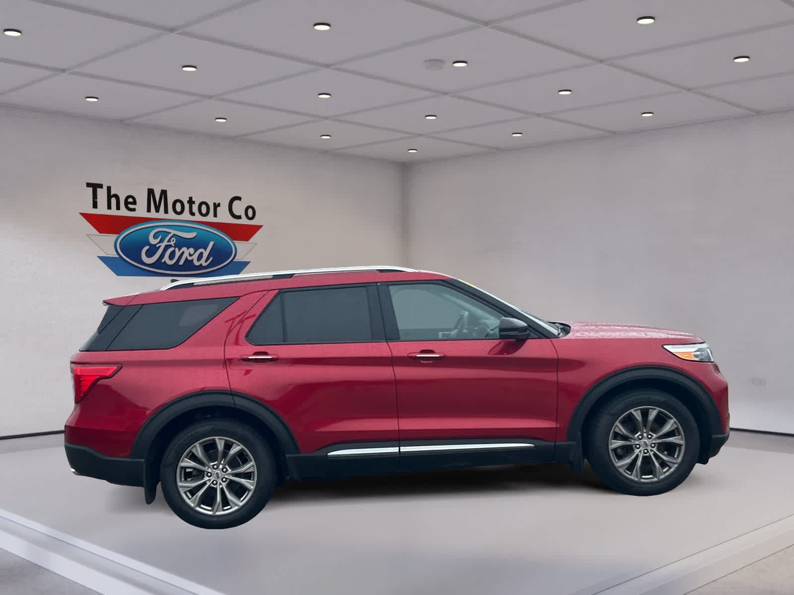 Certified 2022 Ford Explorer Limited AWD/4WD image 4