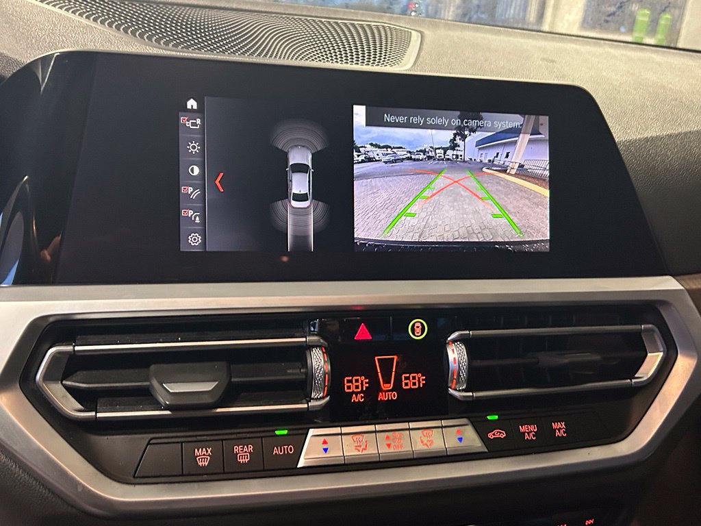 Used 2020 BMW 330i Sedan w/ Convenience Package RWD image 14