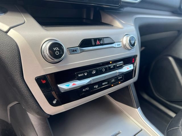 Certified 2023 Ford Explorer XLT w/ Equipment Group 202A AWD/4WD image 13