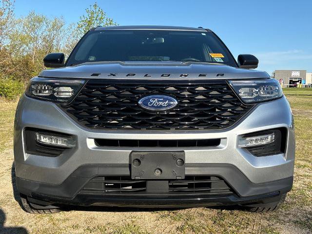 Certified 2023 Ford Explorer ST-Line w/ Class IV Trailer Tow Package AWD/4WD image 2