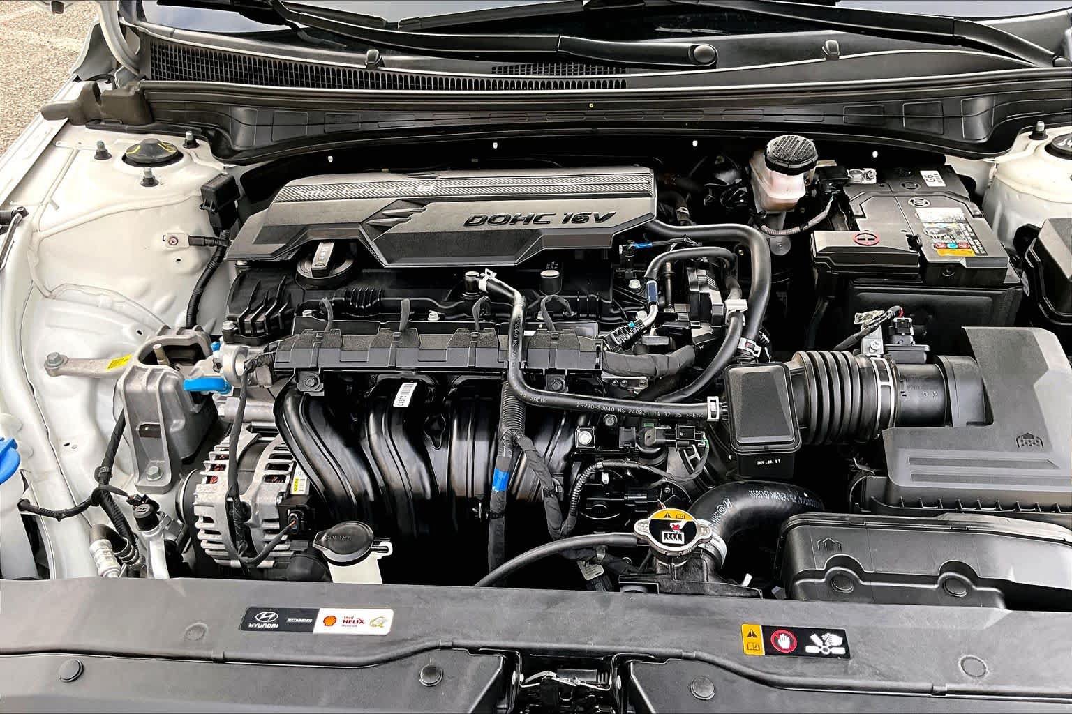 Used 2025 Hyundai Elantra SEL FWD image 36