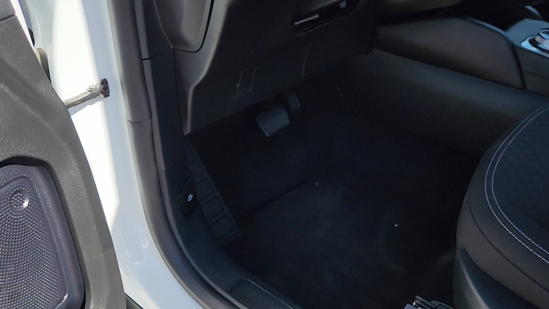 Certified 2024 Ford Escape Active image 28