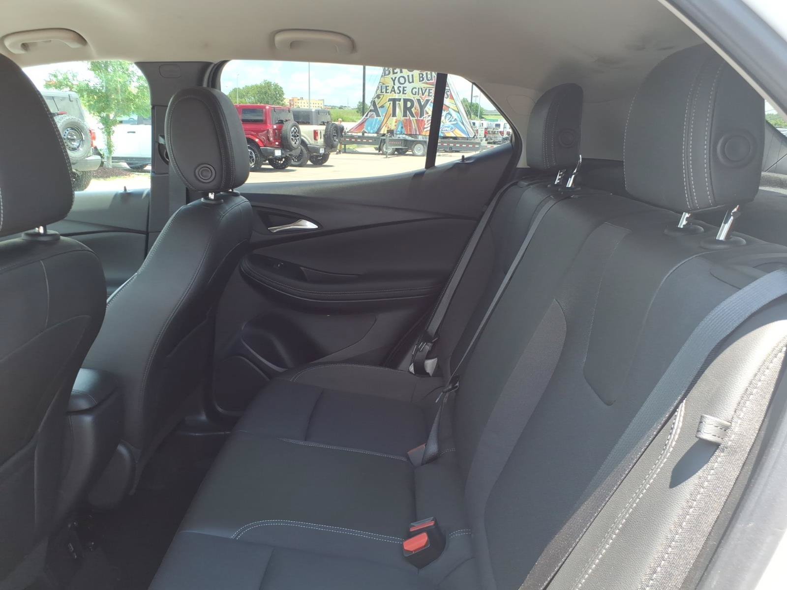Used 2024 Buick Encore GX Preferred FWD image 13