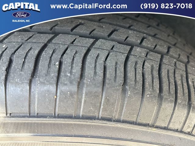 Used 2024 Chrysler Pacifica Touring-L FWD image 14