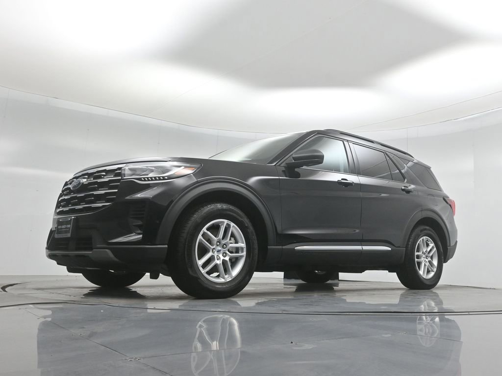 Certified 2025 Ford Explorer Active image 44