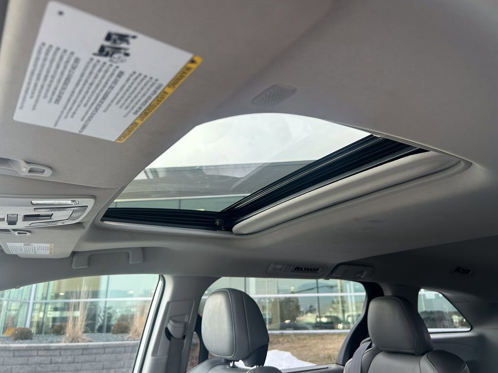 Used 2021 Toyota Sienna XLE image 21