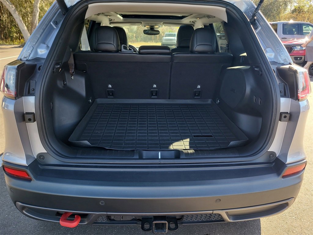 Used 2022 Jeep Cherokee Trailhawk w/ Sun, Sound & Nav Group image 8