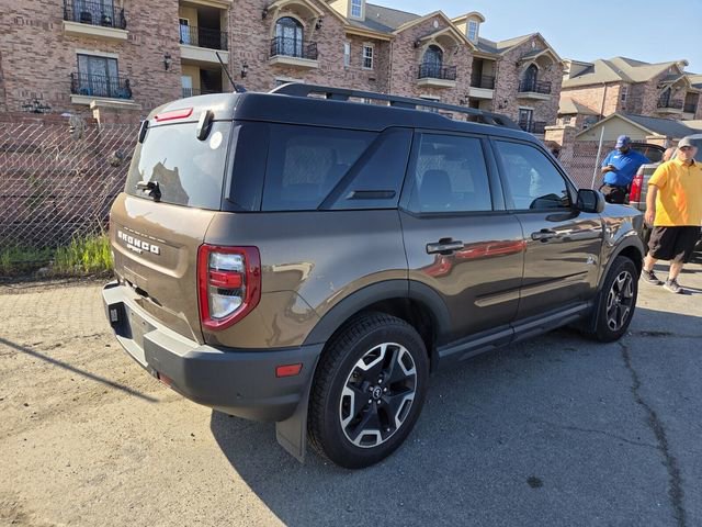 Certified 2022 Ford Bronco Sport Outer Banks w/ Tech Package AWD/4WD image 5