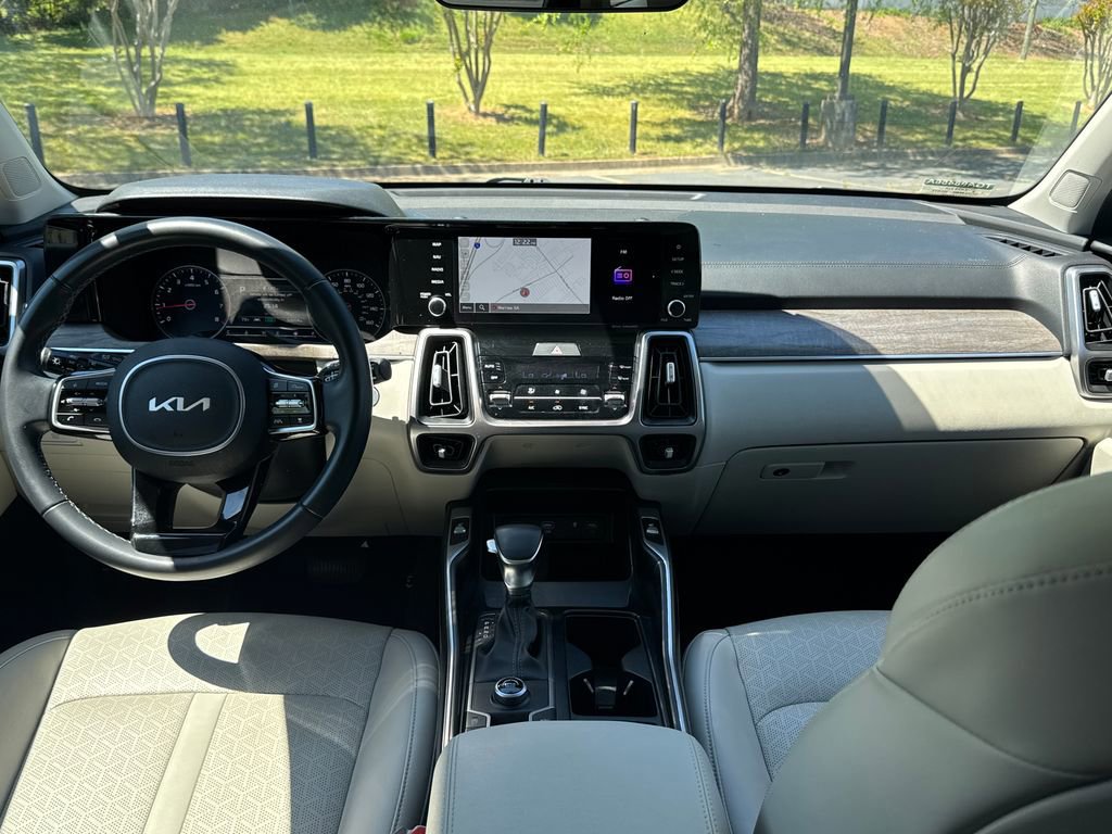 Used 2023 Kia Sorento EX FWD image 13