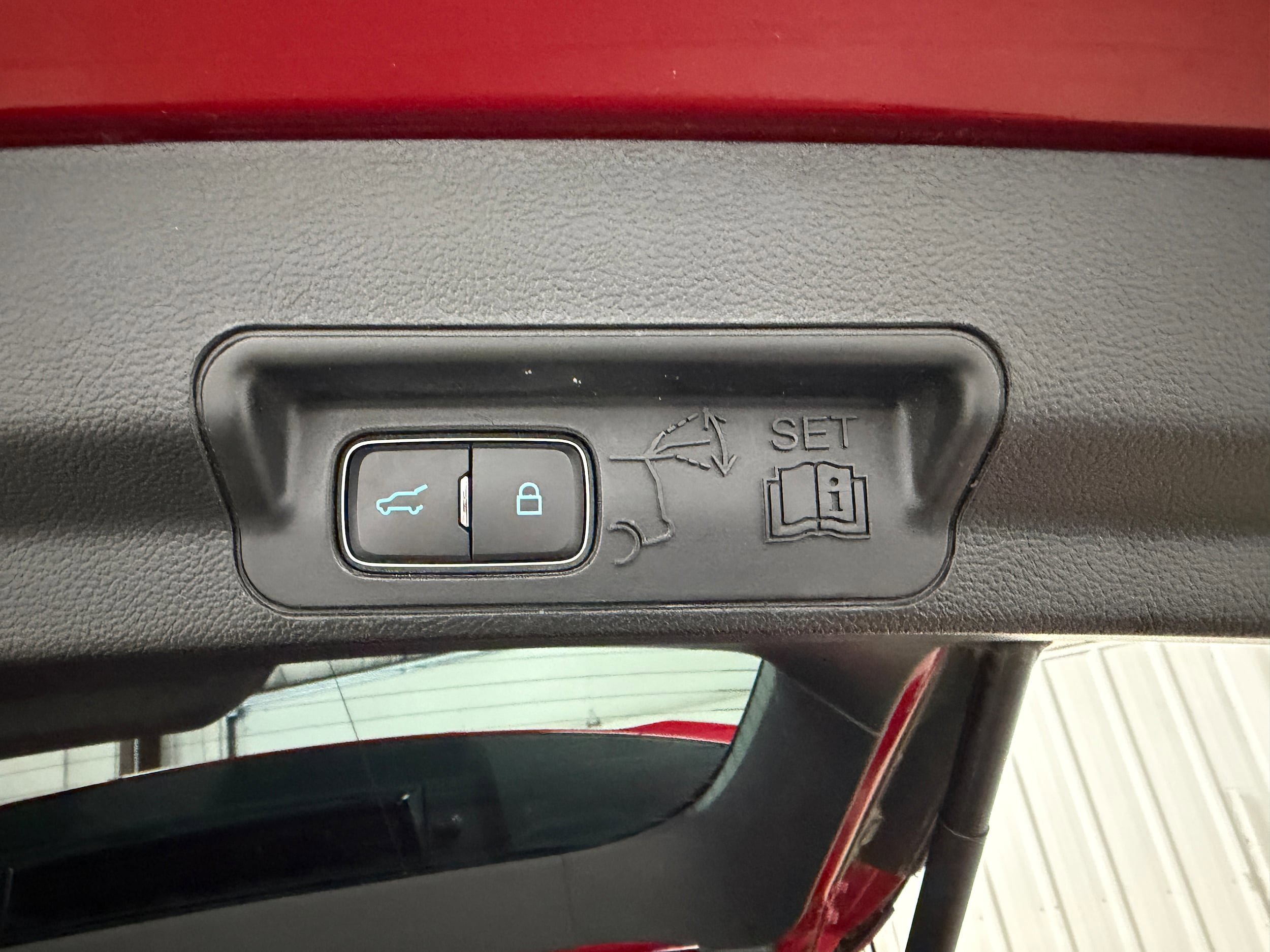 Certified 2020 Ford Explorer ST w/ ST Street Pack AWD/4WD image 40