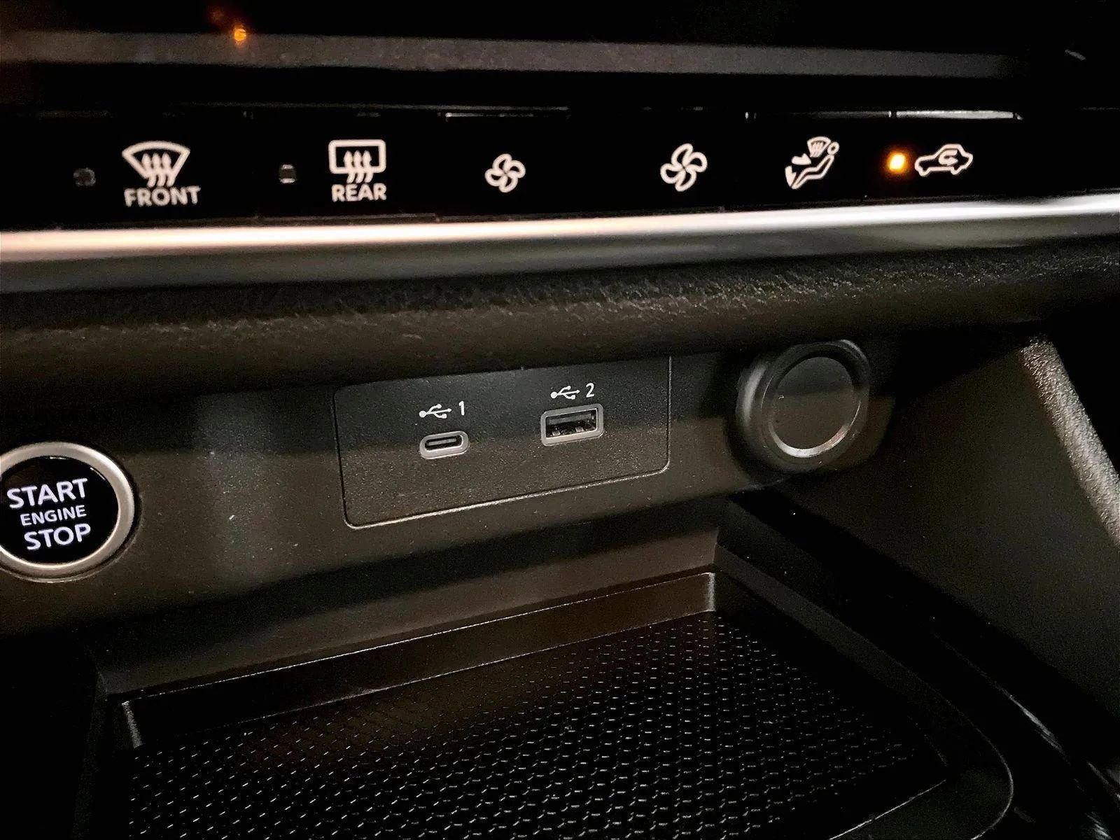 Used 2021 Nissan Rogue SV image 31