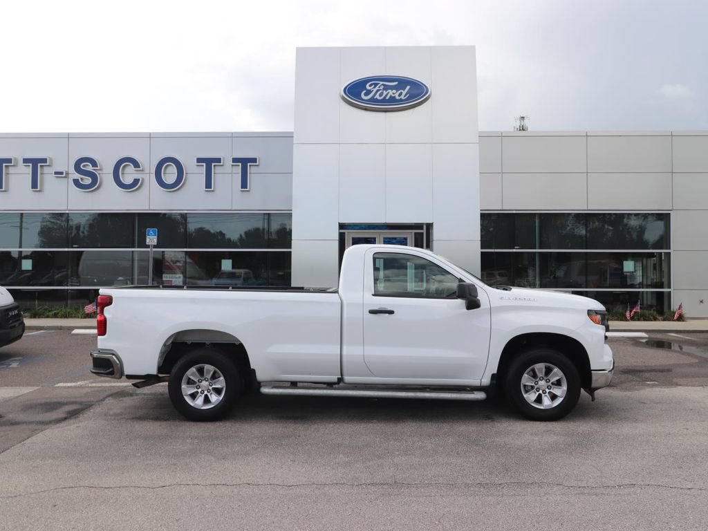 Used 2025 Chevrolet Silverado 1500 W/T RWD image 15