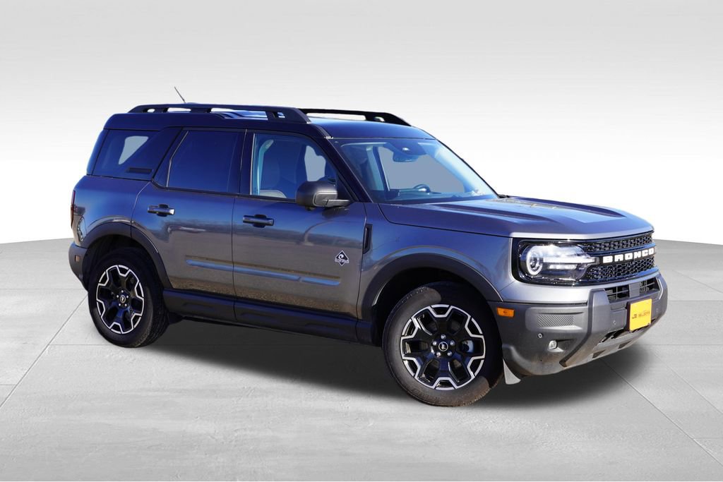 Certified 2025 Ford Bronco Sport Outer Banks w/ Outer Banks Tech Package+ AWD/4WD image 2