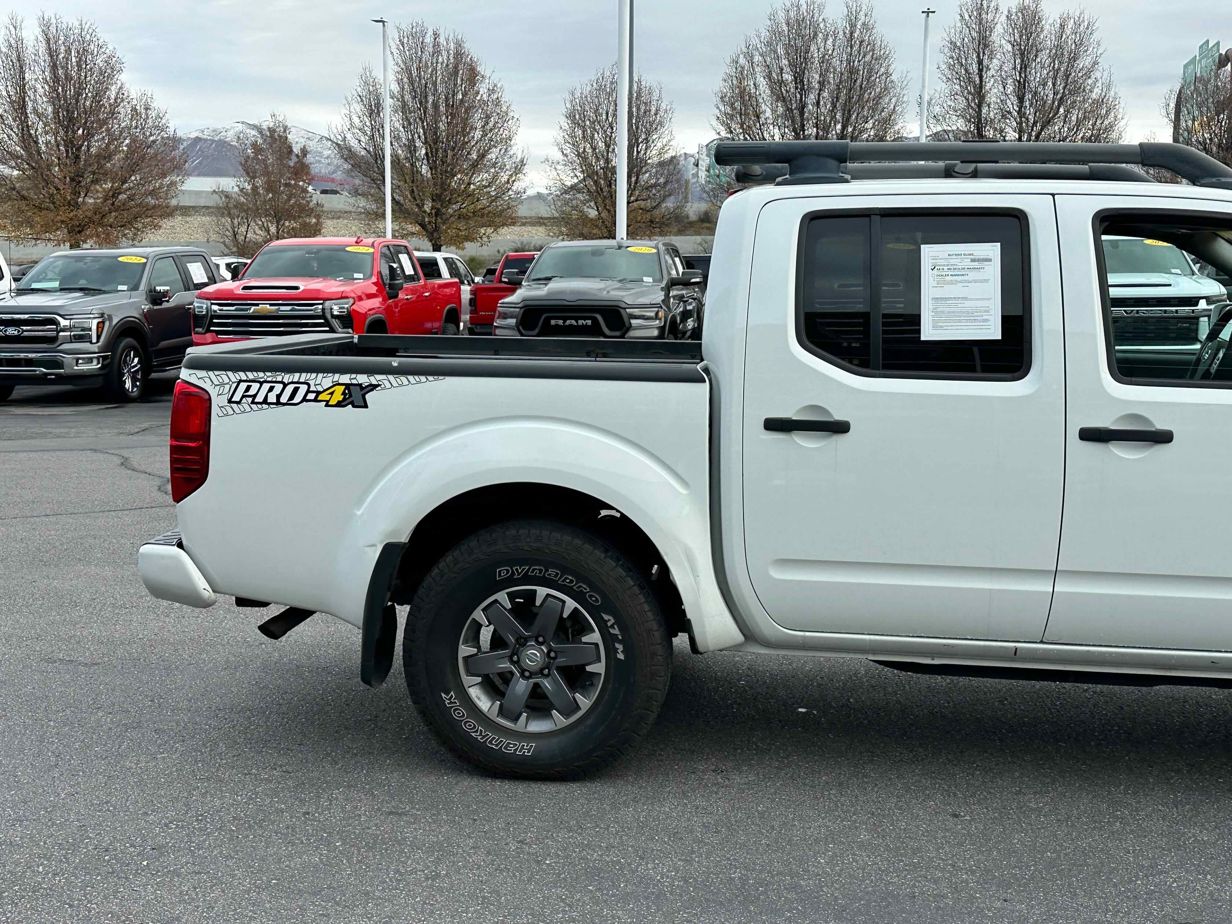 Used 2020 Nissan Frontier PRO-4X w/ Pro-4x Utility Package image 10