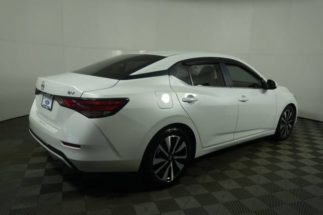 Used 2023 Nissan Sentra SV w/ SV Premium Package FWD image 3