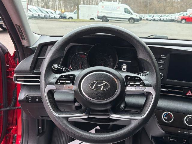 Used 2021 Hyundai Elantra SE w/ Cargo Package FWD image 24