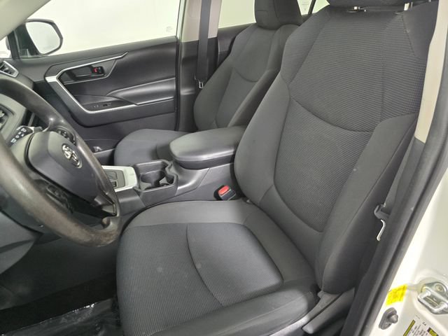 Used 2021 Toyota RAV4 LE w/ Carpet Mat Package (TMS) FWD image 23