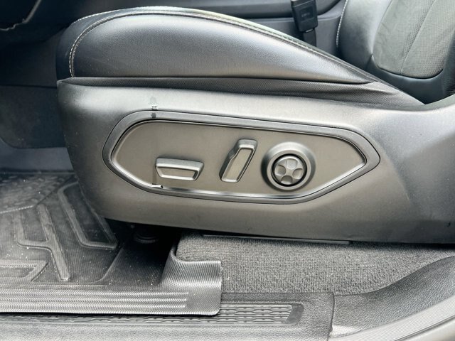 Used 2021 Jeep Grand Cherokee L Laredo AWD/4WD image 13