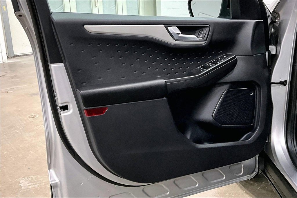 Certified 2020 Ford Escape SE Sport image 22