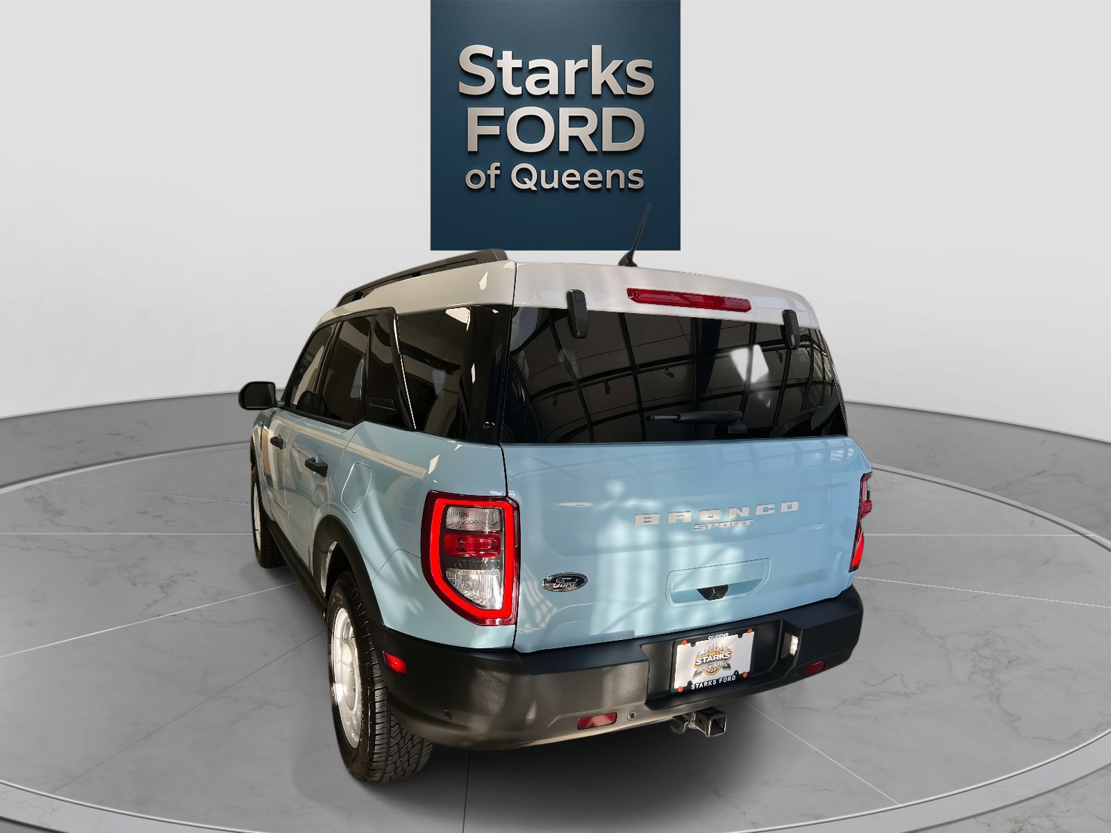 Certified 2024 Ford Bronco Sport Heritage w/ Heritage Convenience Package image 2