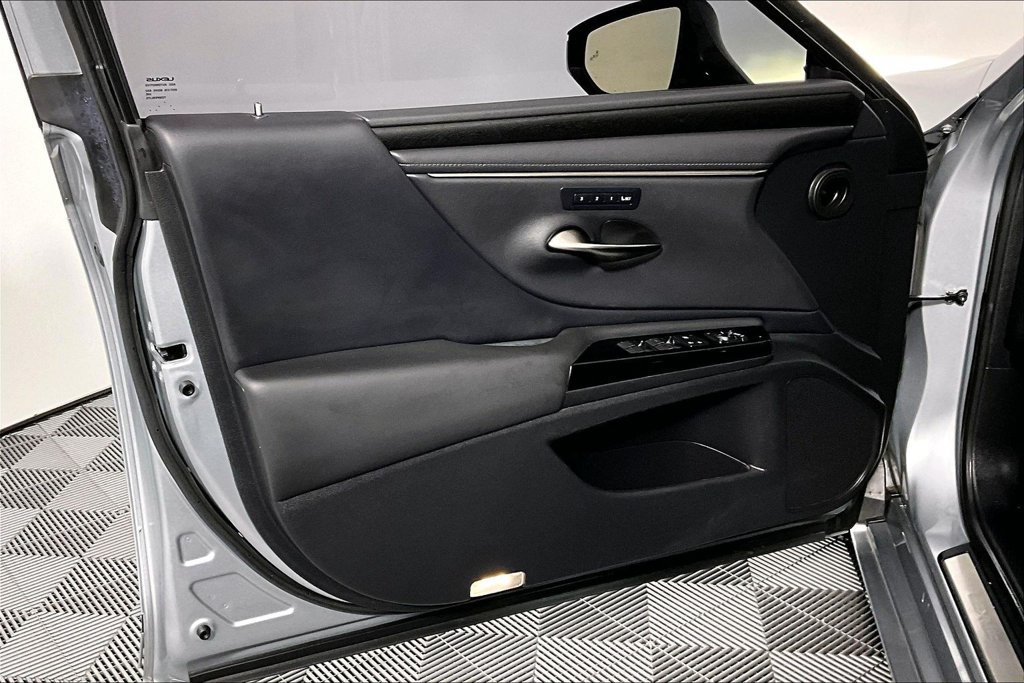 Used 2022 Lexus ES 350 w/ Premium Package FWD image 23