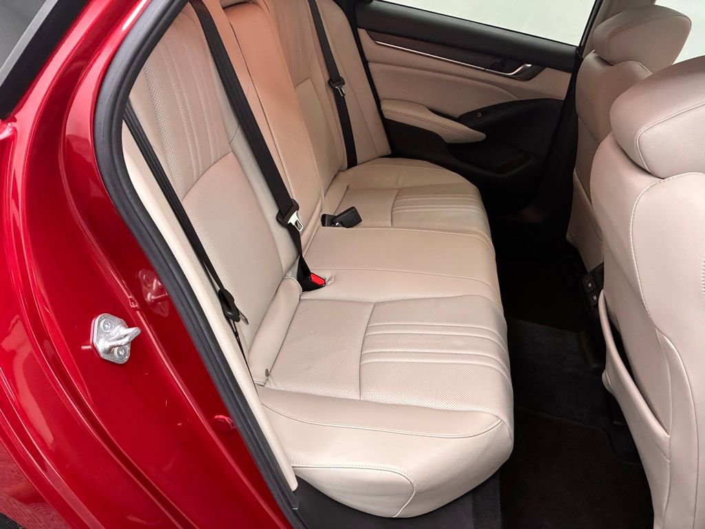 Used 2021 Honda Accord Touring image 26