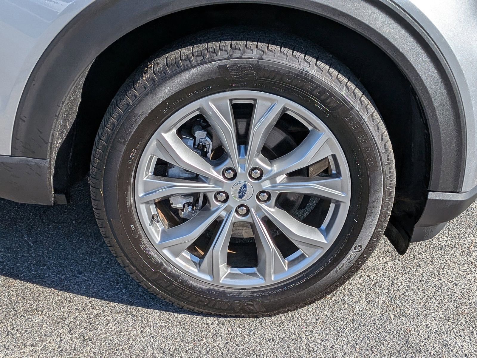 Certified 2023 Ford Explorer Limited image 11