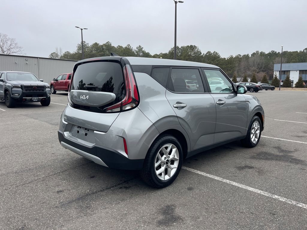 Used 2024 Kia Soul LX w/ Option Group 015 image 5