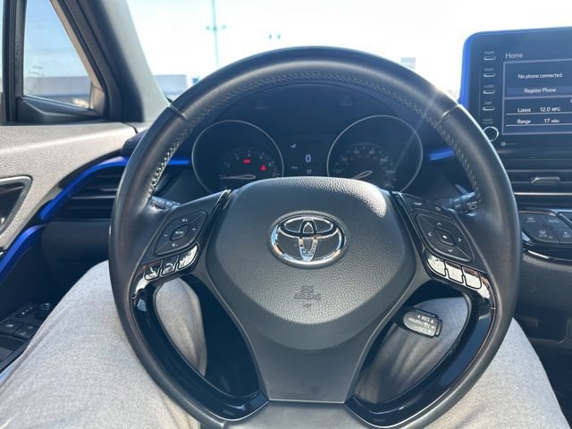 Used 2020 Toyota C-HR XLE FWD image 37