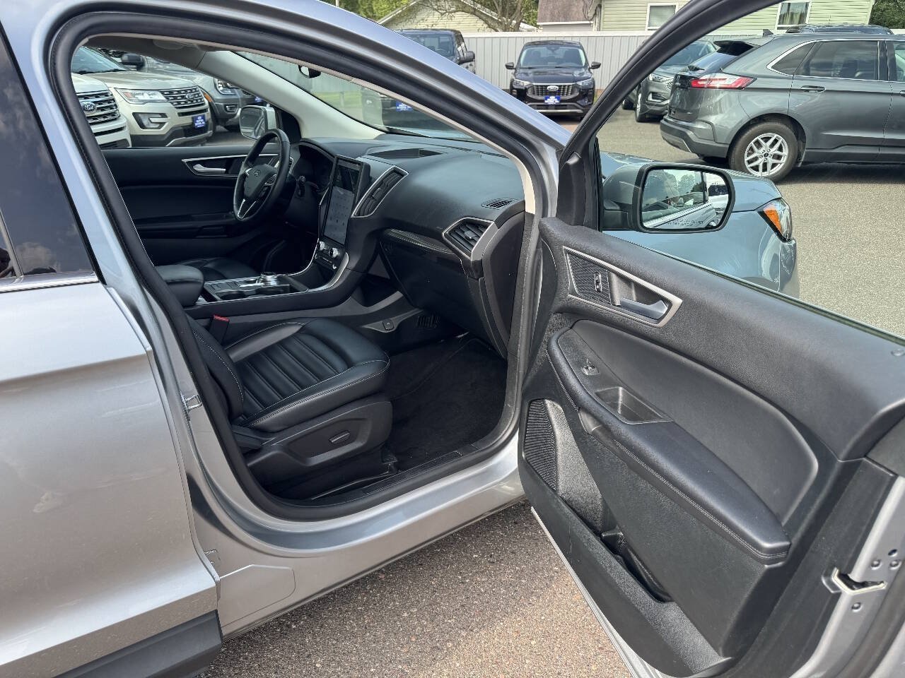 Certified 2023 Ford Edge SEL AWD/4WD image 30