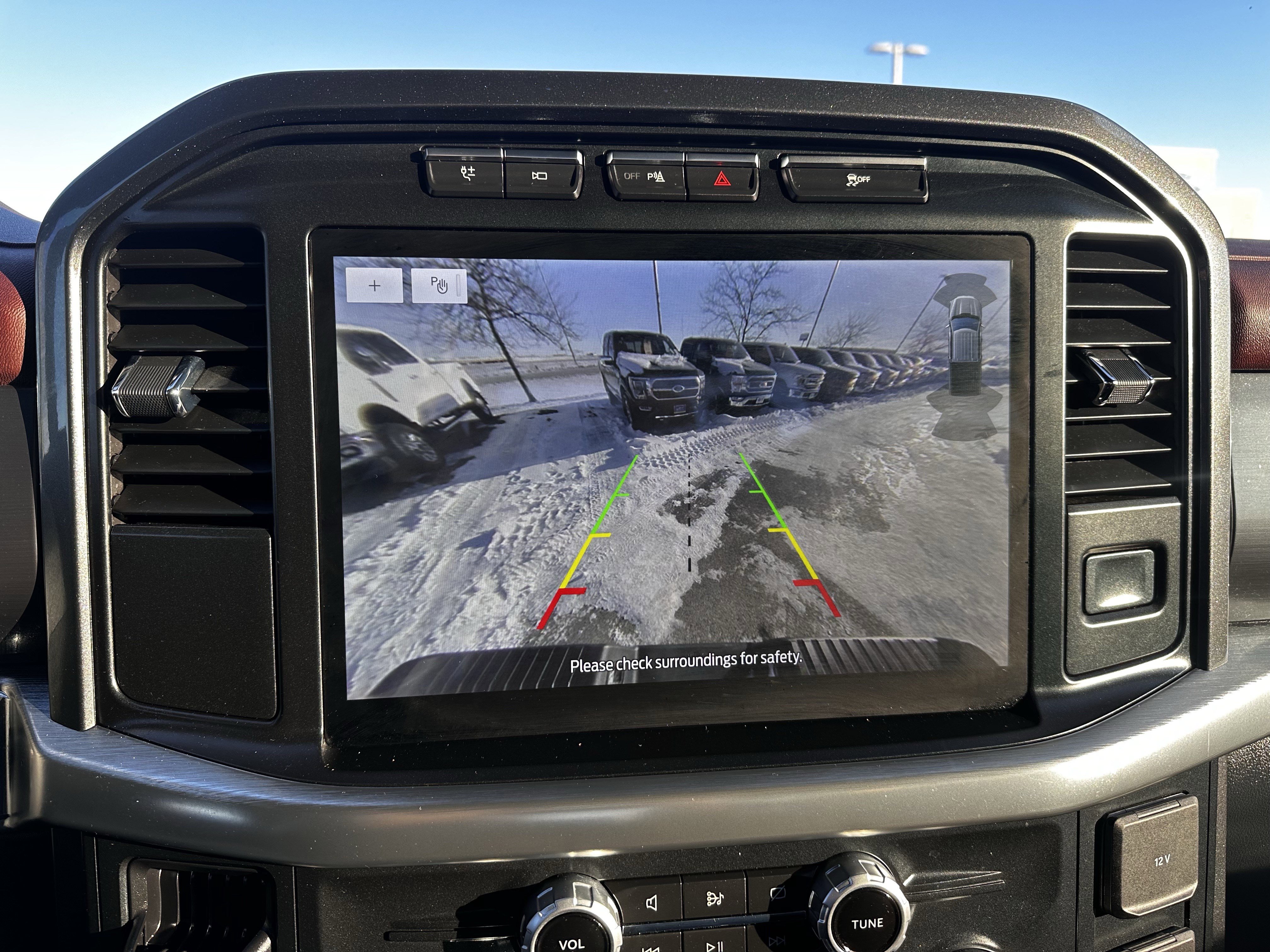 Certified 2022 Ford F150 Lariat w/ Equipment Group 502A High image 23