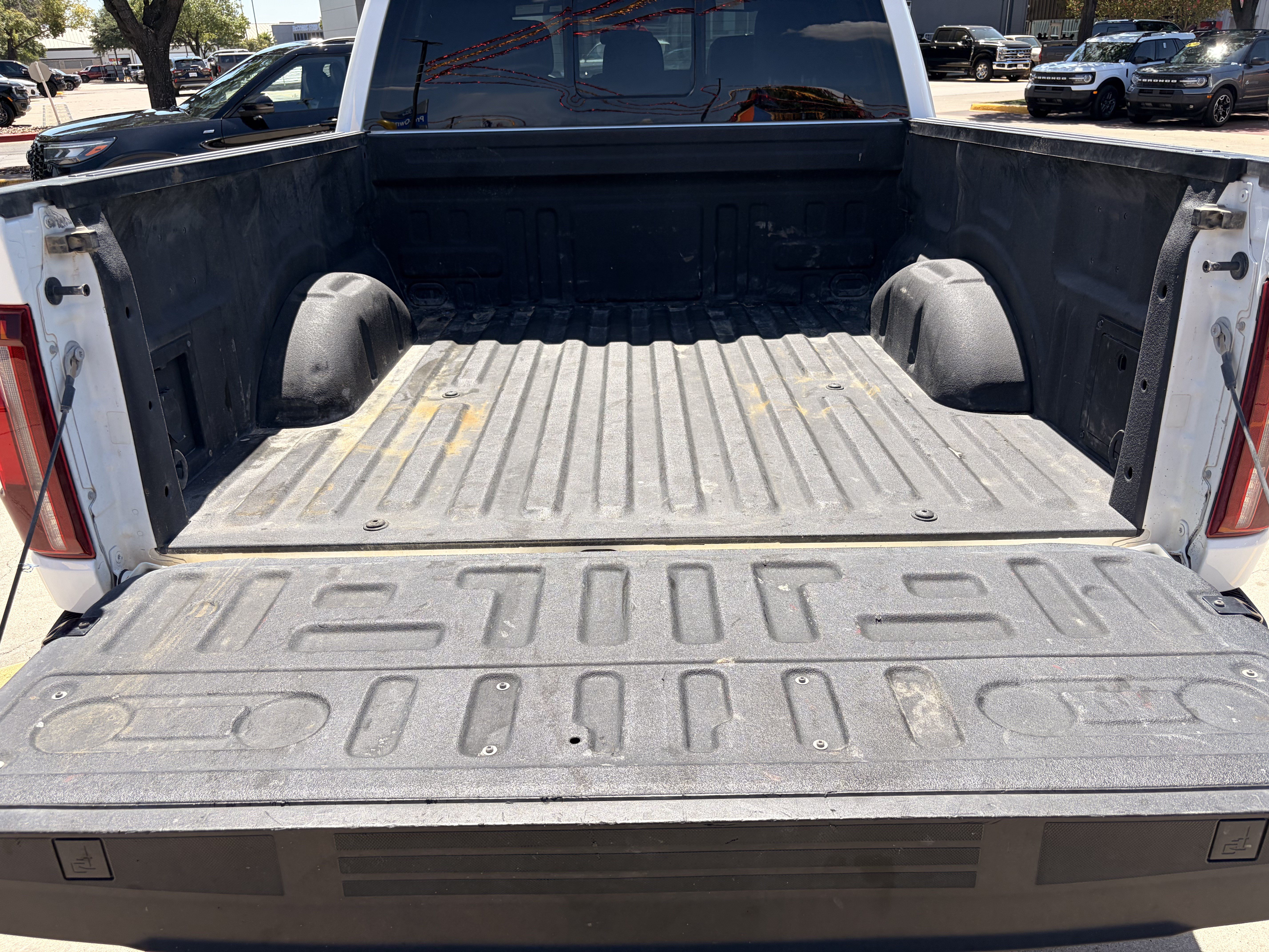 Certified 2024 Ford F150 Lariat w/ Tow/Haul Package AWD/4WD image 8
