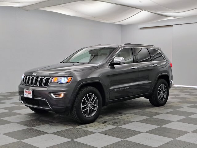 Used 2017 Jeep Grand Cherokee Limited w/ Trailer Tow Group IV AWD/4WD image 7