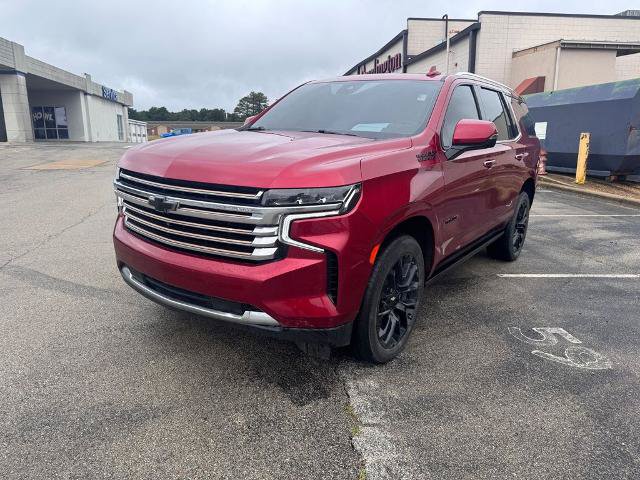 Used 2024 Chevrolet Tahoe High Country AWD/4WD image 3
