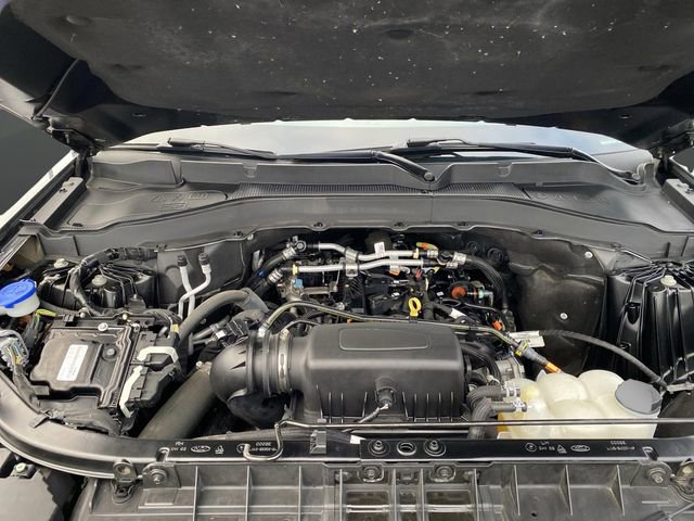 Certified 2022 Ford Explorer XLT w/ Equipment Group 202A image 37