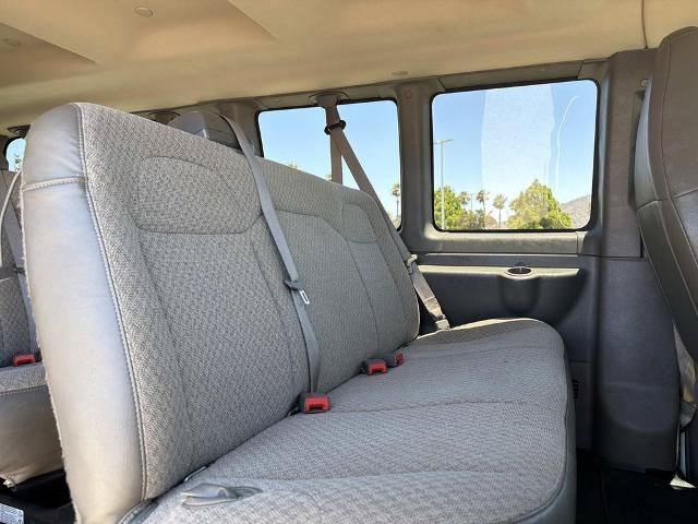 Used 2020 Chevrolet Express 3500 LT w/ LT Preferred Equipment Group RWD image 16