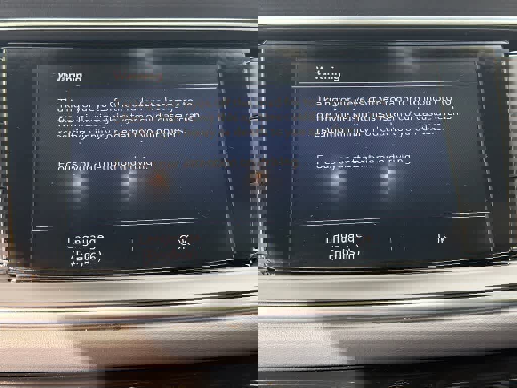 Used 2023 Buick Enclave Essence w/ Experience Buick Package image 29