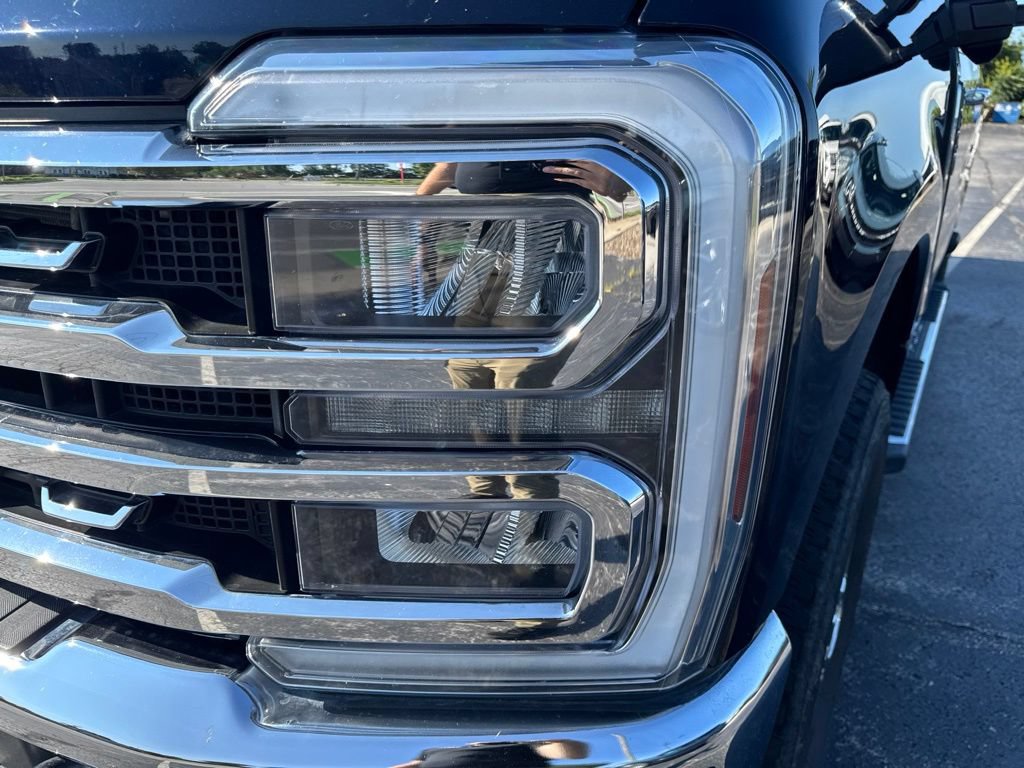 Certified 2024 Ford F350 Lariat w/ Chrome Package AWD/4WD image 55