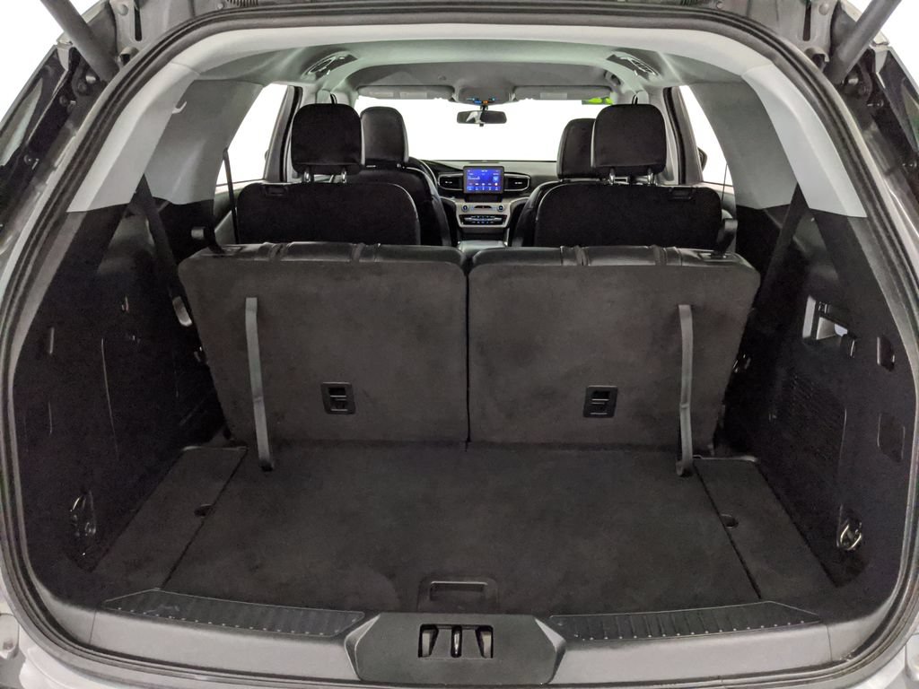 Certified 2023 Ford Explorer XLT w/ Equipment Group 202A AWD/4WD image 19