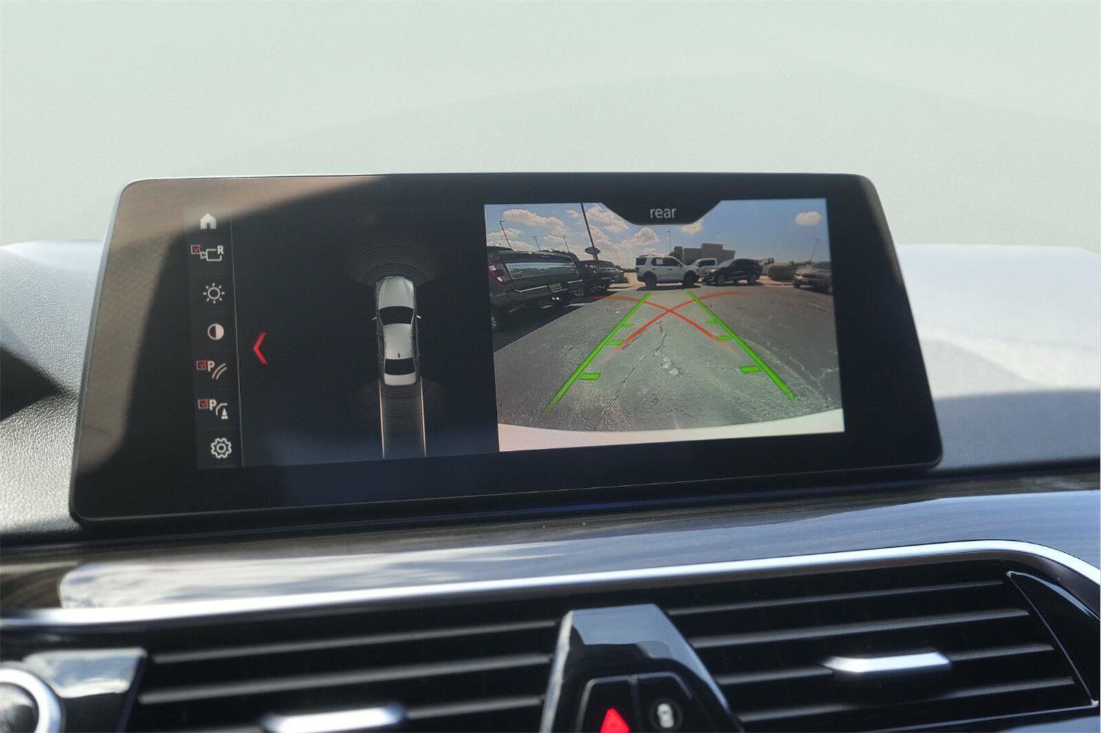 Used 2019 BMW 530e xDrive AWD/4WD image 27