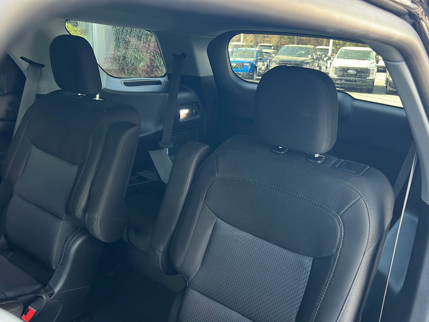 Certified 2023 Ford Explorer XLT image 30