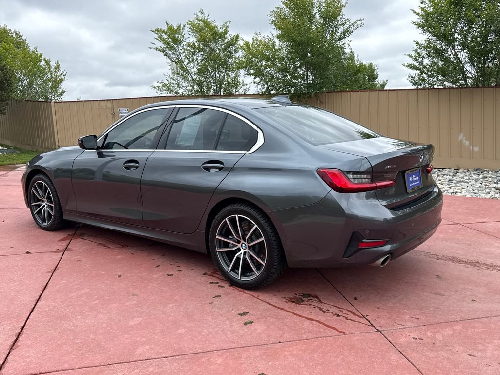 Used 2019 BMW 330i xDrive Sedan w/ Premium Package AWD/4WD image 5